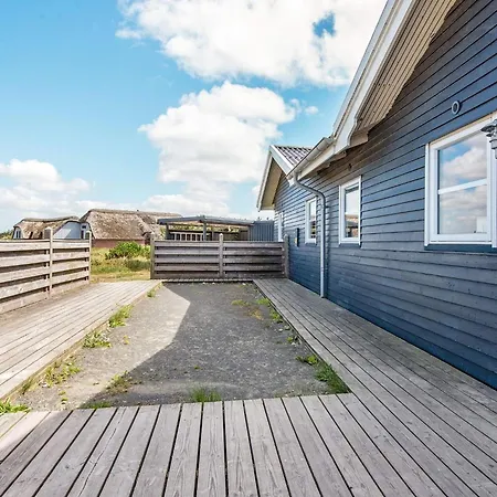 4 Star Holiday Home In Ringkobing Hébergement de vacances